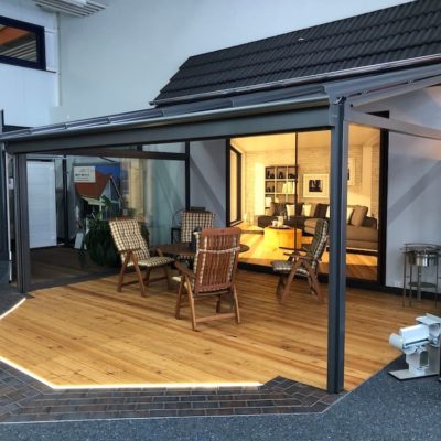 Terrassendach von ERHARDT im Showroom